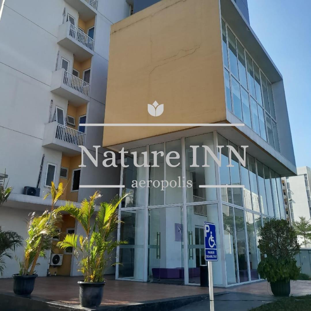 Nature Inn Aeropolis Ar3 Tangerang Buitenkant foto