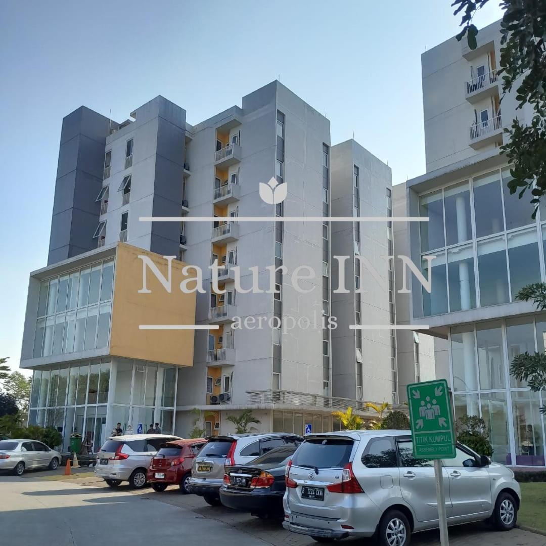 Nature Inn Aeropolis Ar3 Tangerang Buitenkant foto