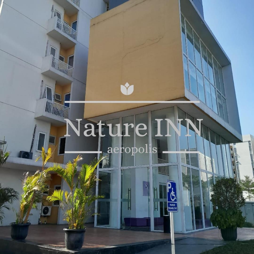 Nature Inn Aeropolis Ar3 Tangerang Buitenkant foto